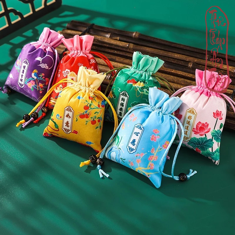 TÚI GẤM IN HOA CỔ TRANG CẦU BÌNH AN MAY MẮN CẦU TÀI LỘC HANH THÔNG TÚI ĐỰNG TRANG SỨC LÌ XÌ - Hình ảnh 8