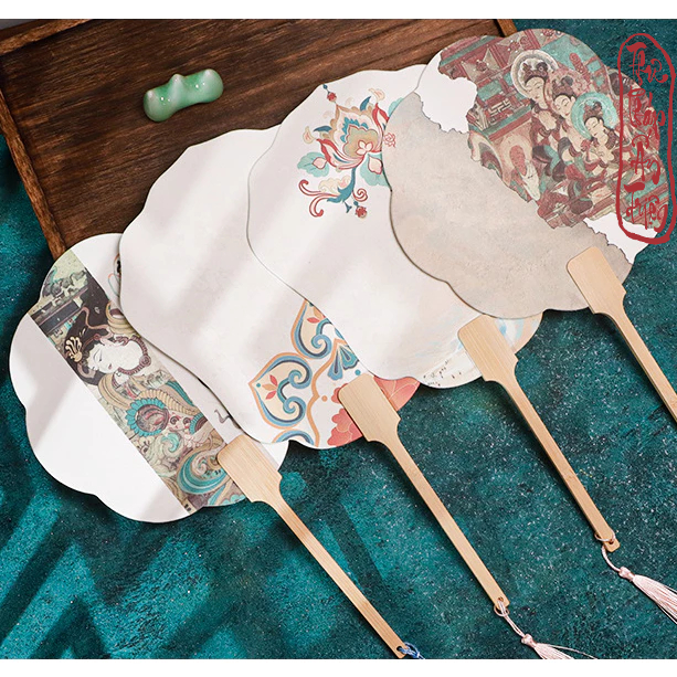 QUẠT GIẤY XUYẾN CHỈ CỔ TRANG TIÊN CẢNH VIẾT CHỮ THƯ PHÁP NGHỆ THUẬT PHỤ KIỆN HÁN PHỤC VIỆT PHỤC CỔ - Hình ảnh 3